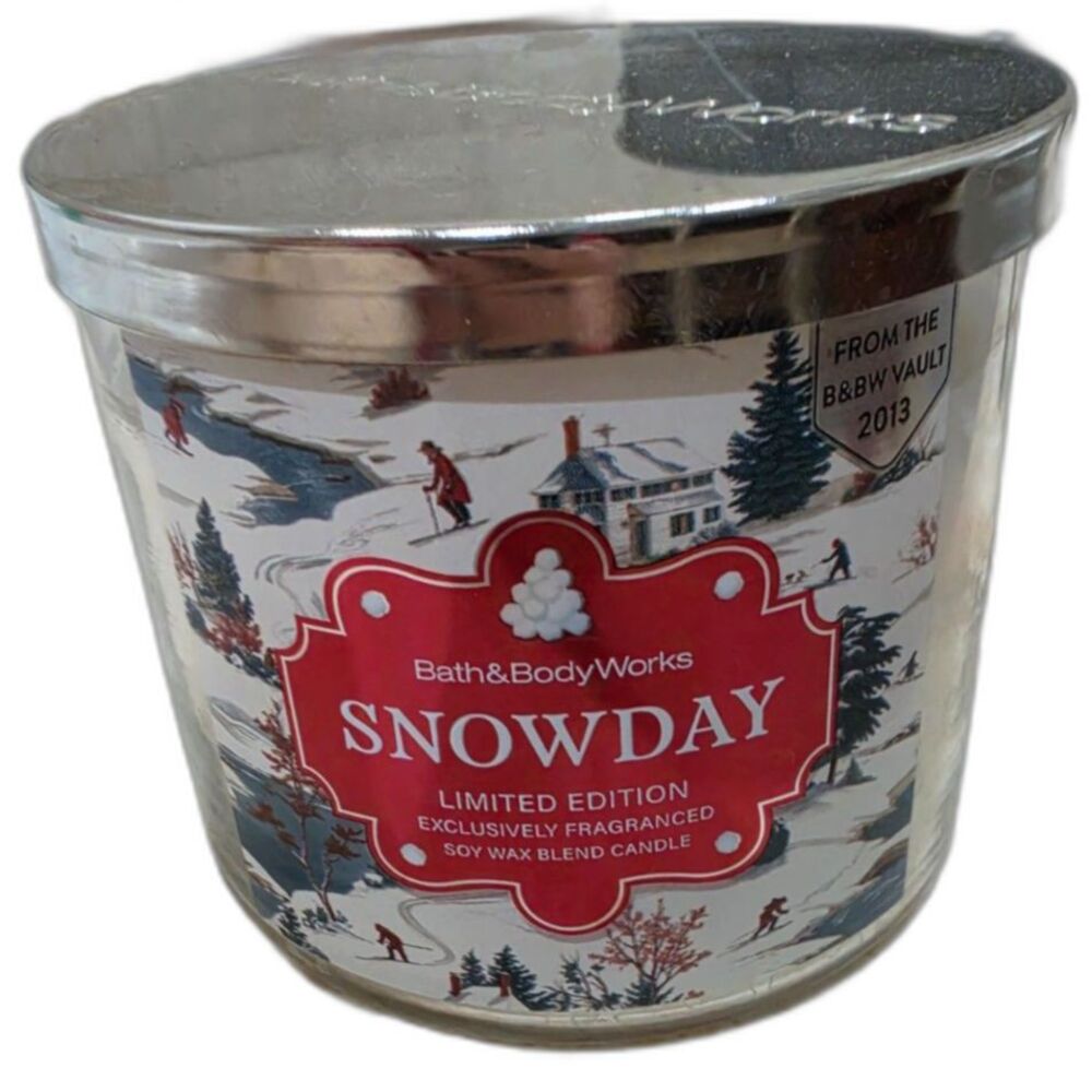 New Bath and Body Works Snowday Candle